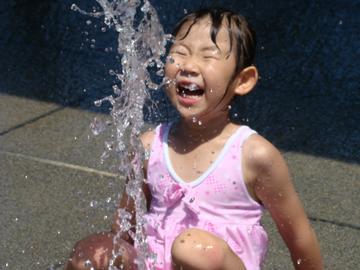 夏場の水遊びコーナーは子供も大喜び moemoekaさん