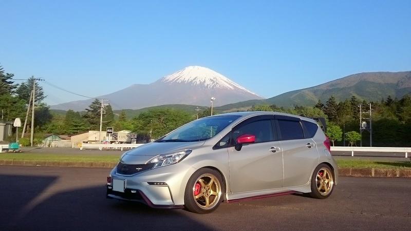 富士山と愛車