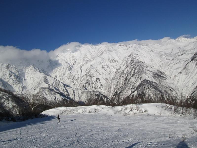 Hakuba47