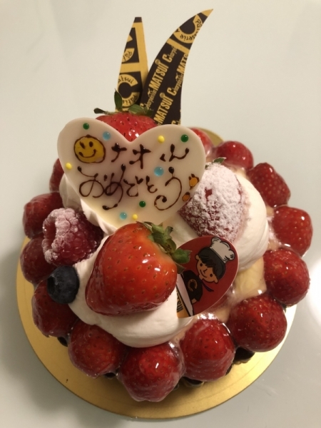 誕生日ケーキ