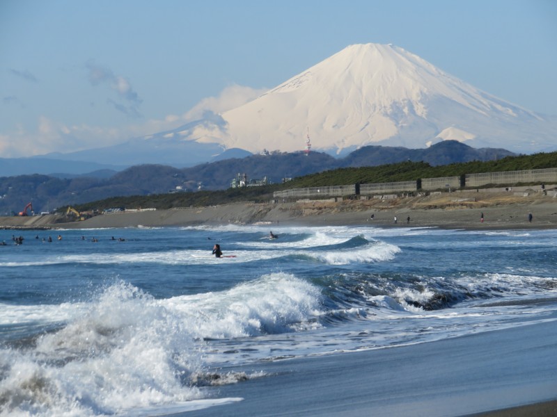 照ヶ崎海岸と富士山