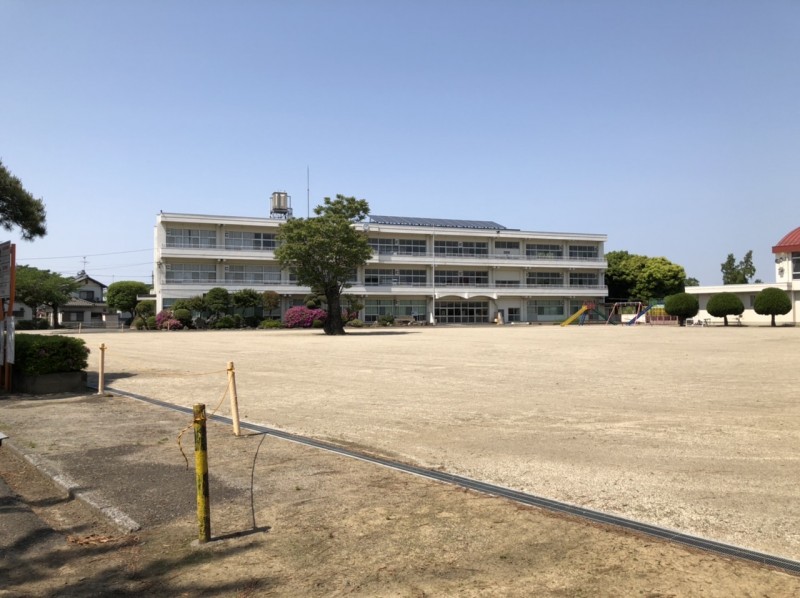 旧出丸小学校