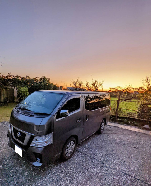 夕日とキャラバン