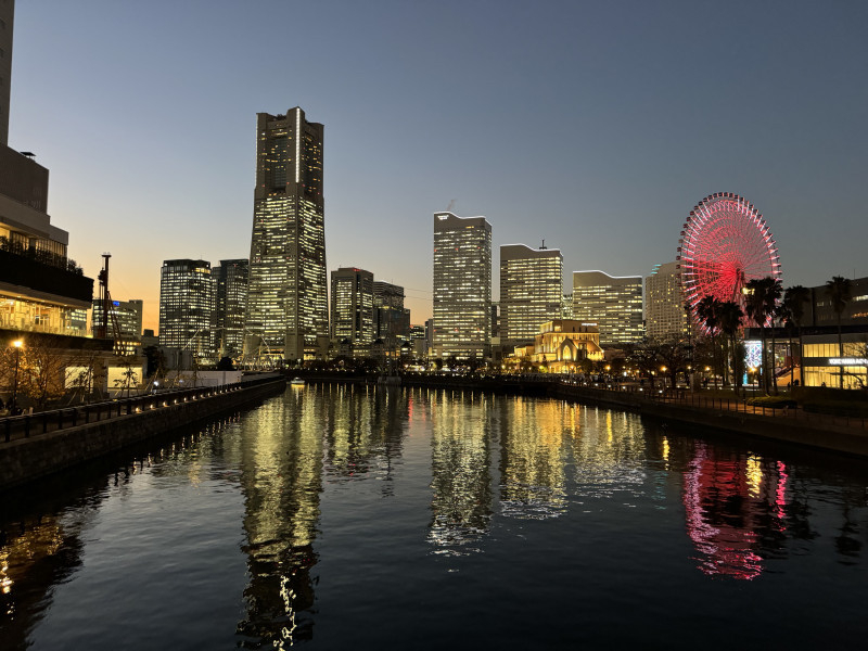 横浜赤煉瓦付近の橋から見える景色