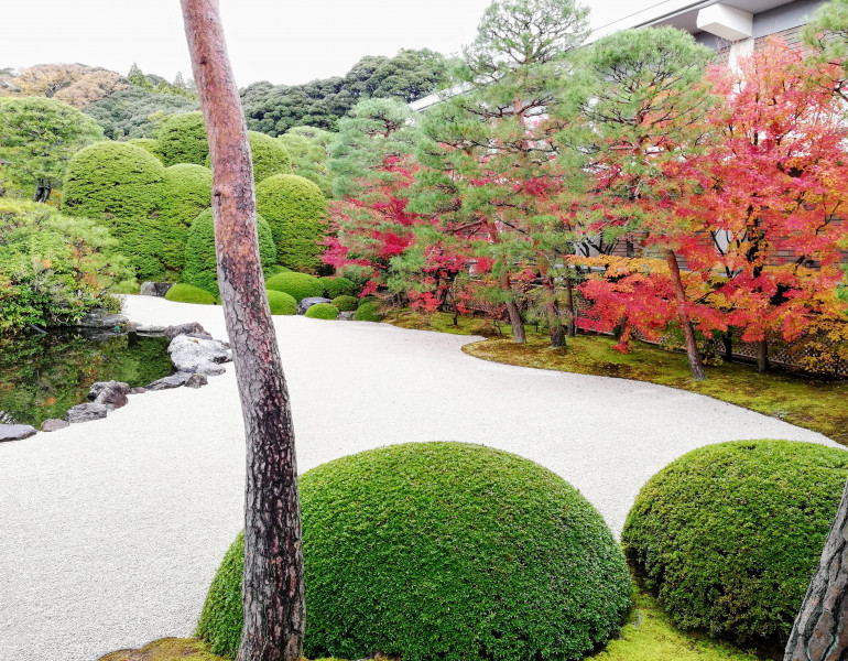 足立美術館の白砂青松庭