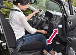 正しい運転姿勢とシートベルトで快適ドライブ セーフティドライブ エコドライブ カーライフ情報 日産ドライブナビ