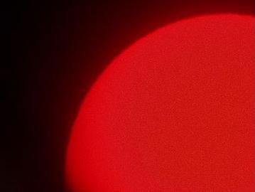望遠鏡で見えた太陽を写真に撮りました Gママさん