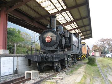 E101型蒸気機関車　102号 龍飛さん