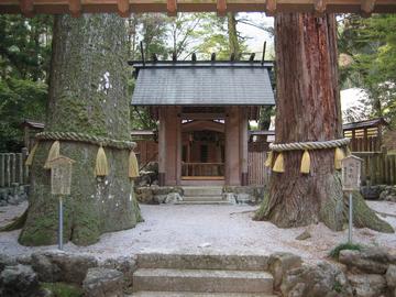 鳴谷神社