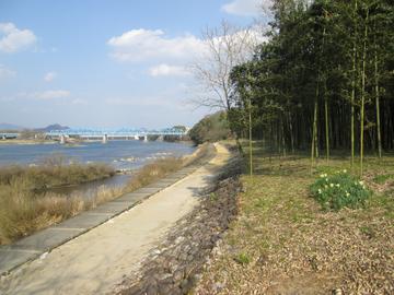 木曽川渡し場遊歩道