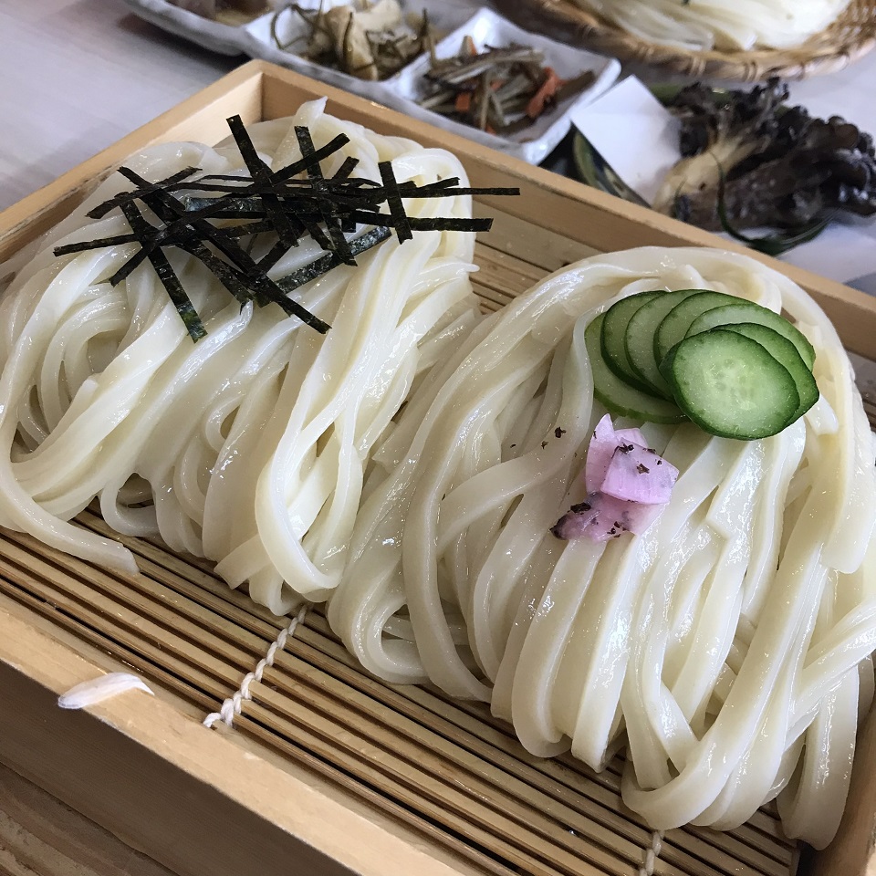 水沢うどんから夜景まで！伊香保満喫ドライブデート