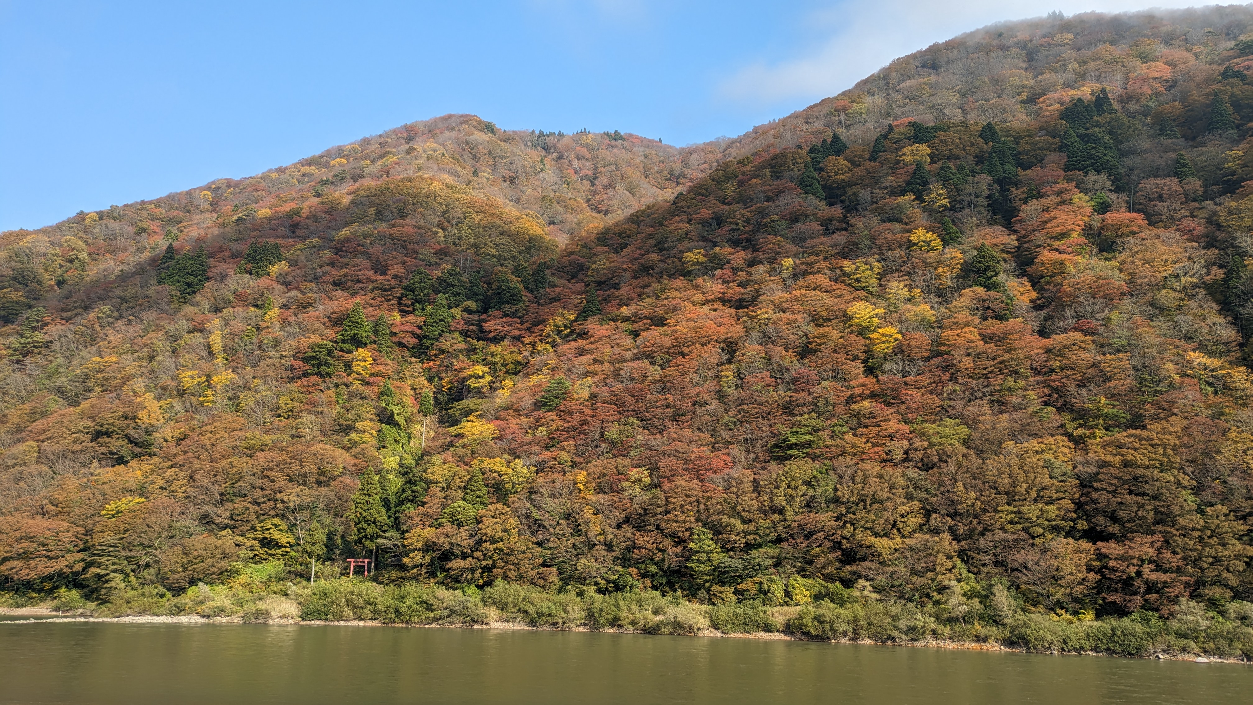 紅葉の滝