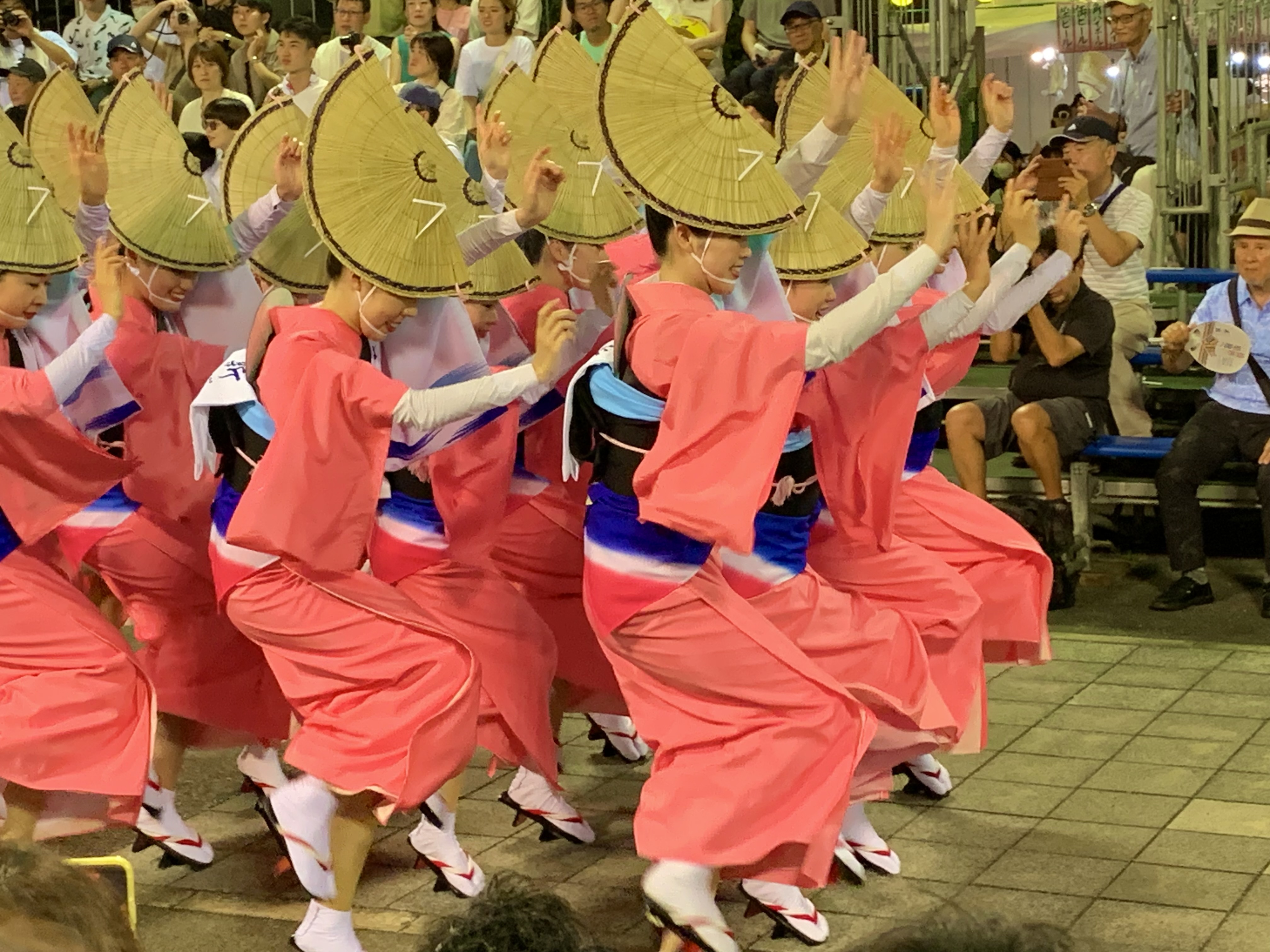 キラッキラの竹踊りに釘づけ ♬♪「新ばし連」